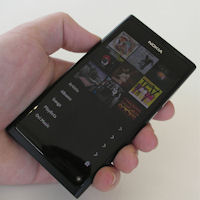 Nokia N9 thumbnail
