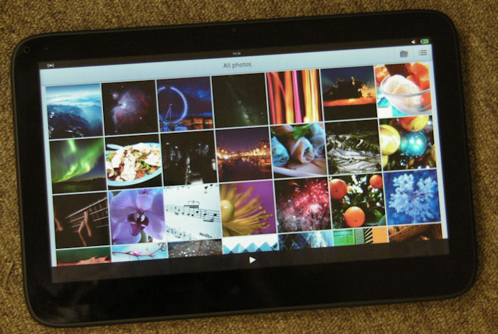 MeeGo 1.2 Photo Viewer on ExoPC Tablet
